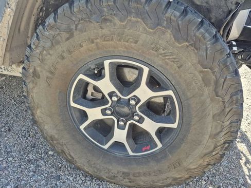 Used 2021 Jeep Wrangler Unlimited Rubicon AWD/4WD image 6