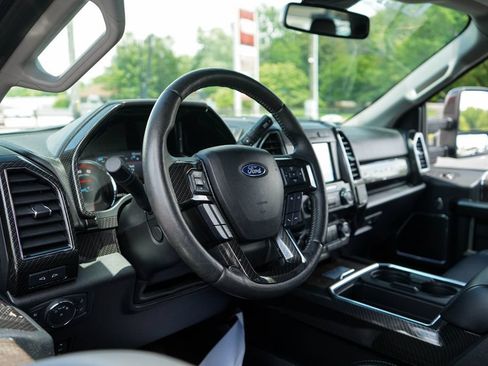Used 2020 Ford F250 Lariat w/ Lariat Ultimate Package AWD/4WD image 6