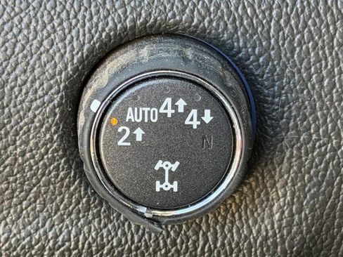 Used 2017 Chevrolet Colorado Z71 AWD/4WD image 15