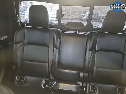 Used 2022 Jeep Gladiator Rubicon w/ LED Lighting Group AWD/4WD image 8
