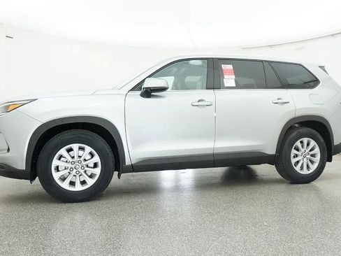 New 2026 Toyota Grand Highlander XLE image 51