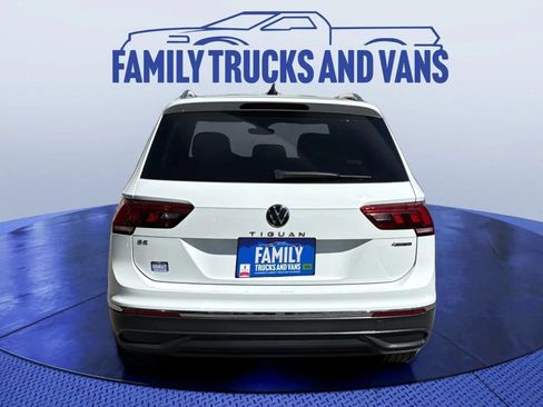 Used 2022 Volkswagen Tiguan SE AWD/4WD image 4