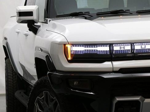 New 2025 GMC Hummer EV 3X image 4