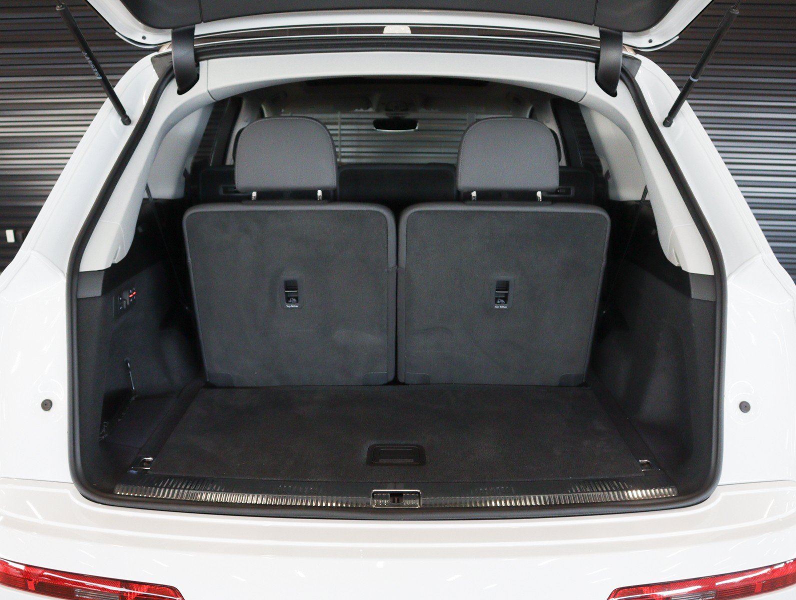 Used 2021 Audi Q7 3.0T Prestige w/ Prestige Package AWD/4WD image 13
