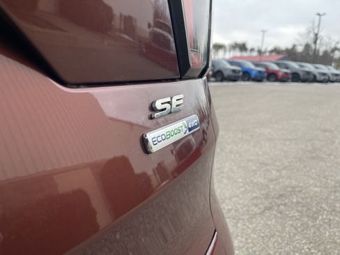 Used 2018 Ford Escape SE w/ SE Sync 3 Package image 25