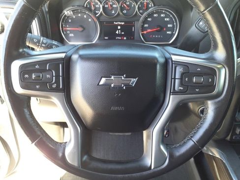 Used 2021 Chevrolet Silverado 1500 LT Trail Boss w/ Bed Protection Package image 8