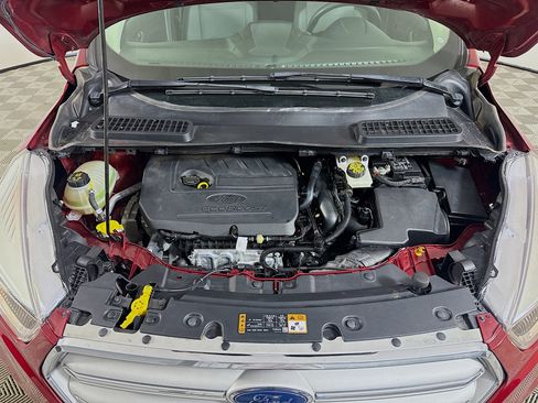 Used 2019 Ford Escape SE image 39