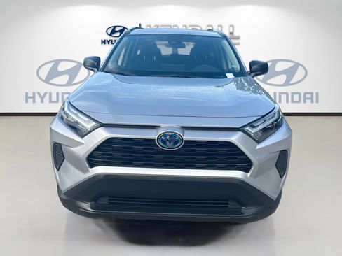 Used 2024 Toyota RAV4 LE AWD/4WD image 2