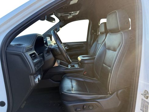 Used 2021 GMC Yukon SLT AWD/4WD image 9