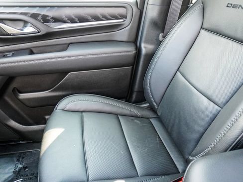 Used 2024 GMC Yukon XL Denali RWD image 24