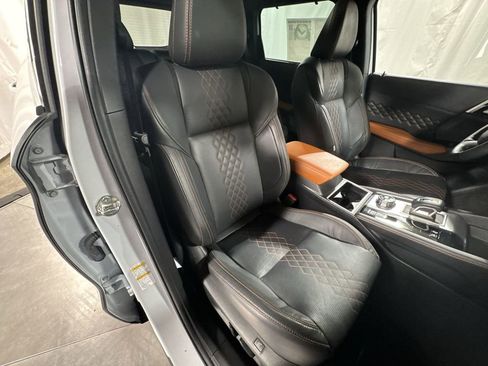 Used 2023 Mitsubishi Outlander SEL image 34