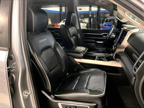 Used 2022 RAM 1500 Laramie image 11