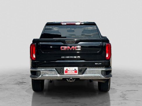 Used 2025 GMC Sierra 1500 SLT AWD/4WD image 6
