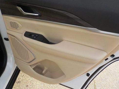 New 2026 Jeep Grand Cherokee Limited image 12