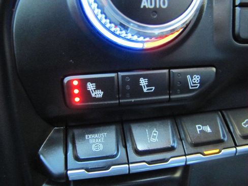 Used 2022 GMC Sierra 2500 AT4 w/ AT4 Premium Plus Package image 49