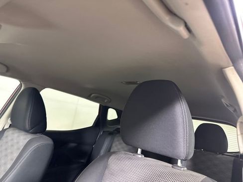 Used 2019 Nissan Rogue Sport SV w/ Technology Package FWD image 12