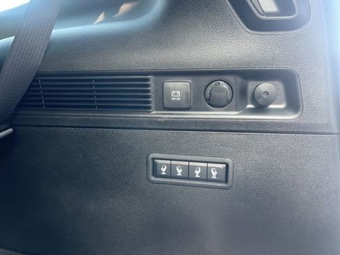 Used 2023 Jeep Wagoneer Series III w/ Preferred Equipment Group image 12