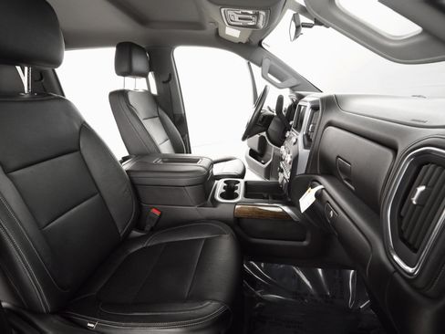 Used 2020 GMC Sierra 2500 SLE w/ SLE Value Package; image 27