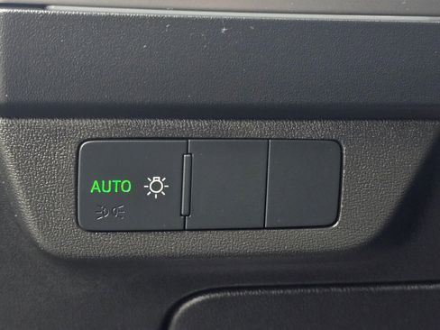 Used 2023 Audi Q4 e-tron Premium Plus w/ Premium Plus RWD image 39