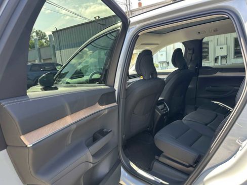Used 2025 Volvo EX90 Plus w/ Protection Package Premier AWD/4WD image 16