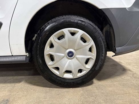 Used 2017 Ford Transit Connect XL image 10