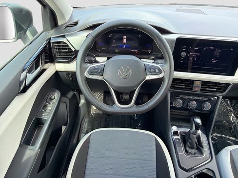 Used 2025 Volkswagen Taos S FWD image 15
