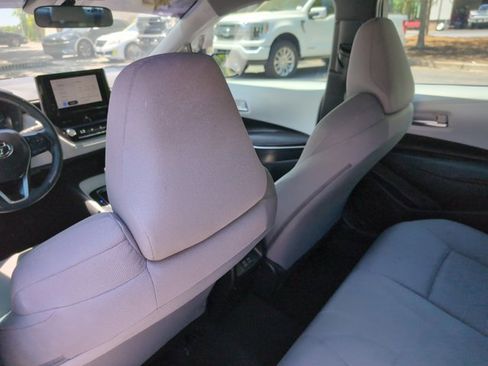 Used 2025 Toyota Corolla SE image 16