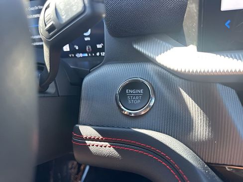 Used 2025 Ford Explorer ST-Line w/ Premium Package image 25