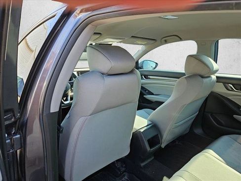 Used 2019 Honda Accord LX image 14