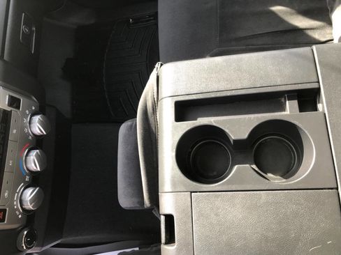 Used 2014 Toyota Tundra SR image 36