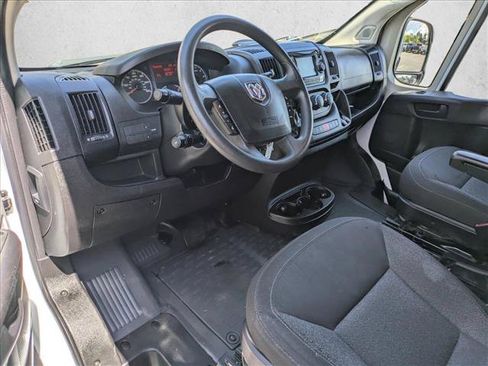 Used 2019 RAM ProMaster 2500 w/ Premium Appearance Group FWD image 10