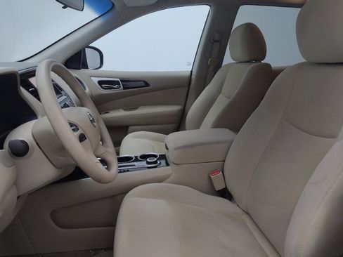 Used 2014 Nissan Pathfinder S image 17