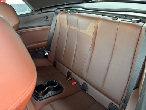 Used 2016 BMW M235i Convertible image 17
