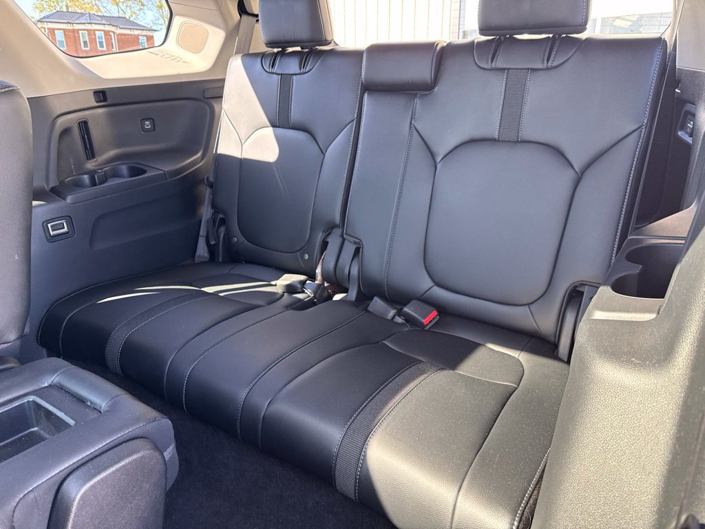 Used 2023 Honda Pilot Touring image 37