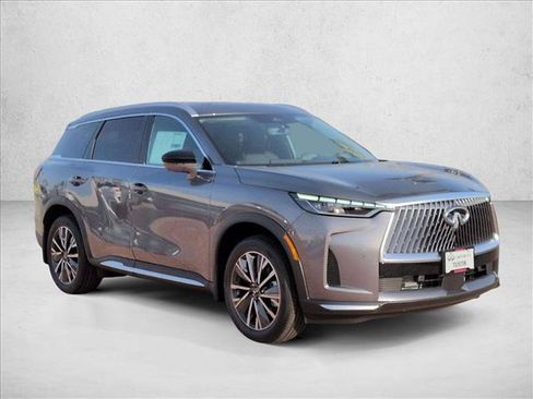 Used 2026 INFINITI QX60 Luxe w/ Family Package FWD image 7