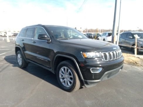 Used 2021 Jeep Grand Cherokee Laredo w/ Security & Convenience Group image 1