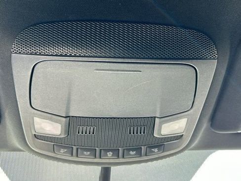 Used 2018 Lincoln MKC Select w/ Select Plus Package image 23