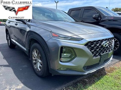 Used 2019 Hyundai Santa Fe SEL FWD image 3