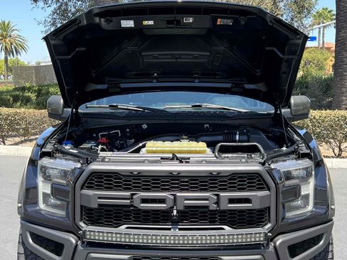 Used 2019 Ford F150 Raptor w/ Equipment Group 802A Luxury AWD/4WD image 21