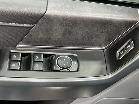 Used 2024 Ford F150 XLT AWD/4WD image 13
