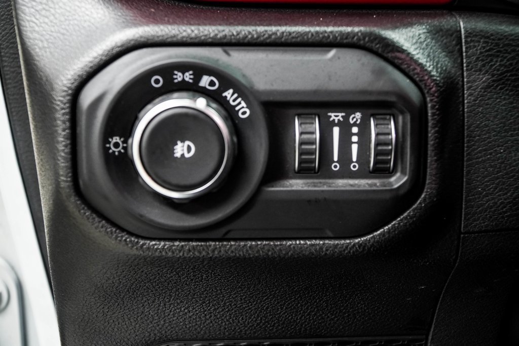 Used 2022 Jeep Wrangler Unlimited Rubicon AWD/4WD image 42