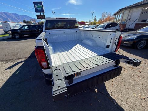 Used 2021 GMC Sierra 2500 SLE image 16