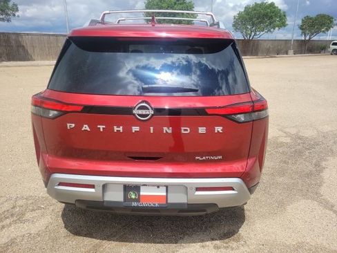 Certified 2023 Nissan Pathfinder Platinum FWD image 7