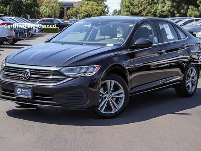 Used 2023 Volkswagen Jetta SE