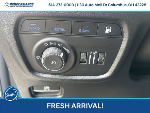 Used 2024 Jeep Grand Cherokee Trailhawk w/ Advanced Protech Group II image 15