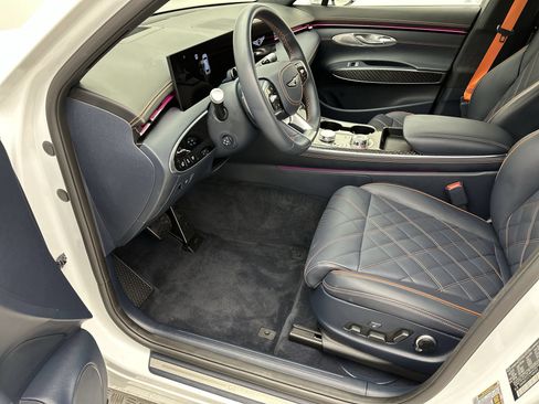 Certified 2026 Genesis GV70 3.5T Sport Prestige AWD/4WD image 11