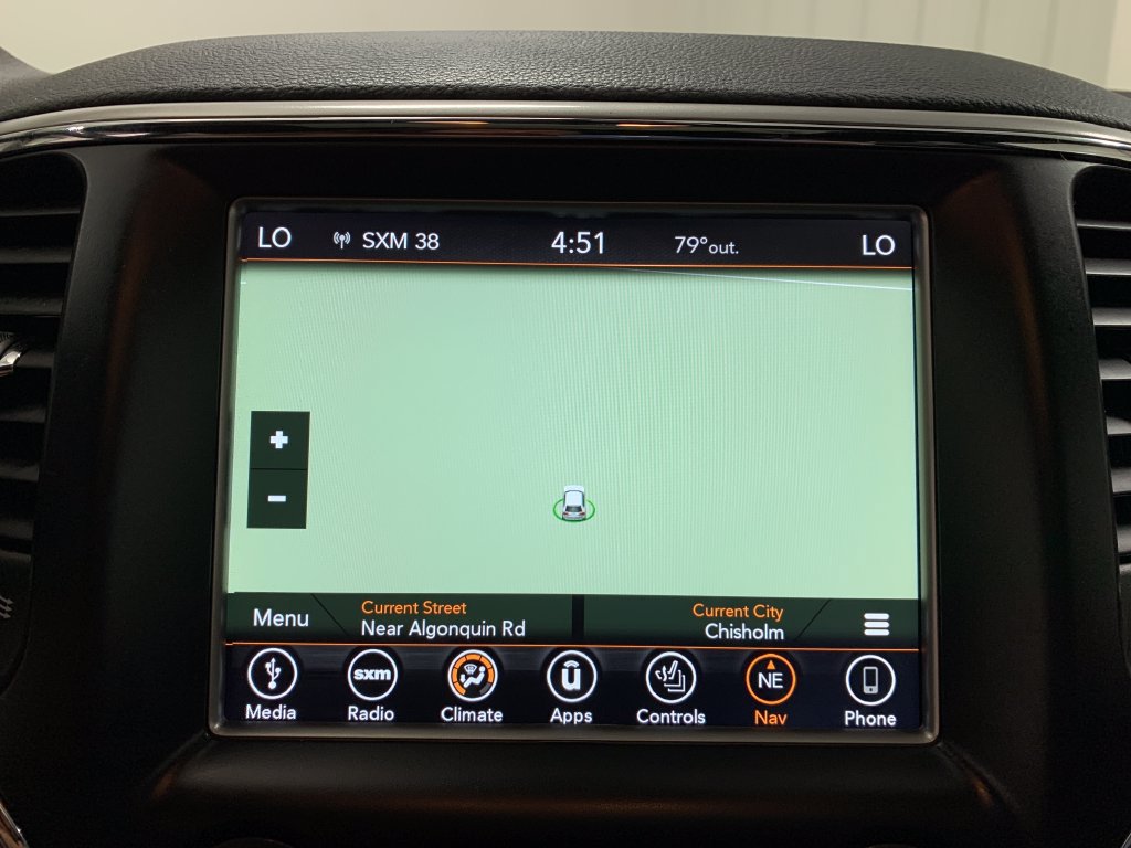 Used 2018 Jeep Grand Cherokee Altitude AWD/4WD image 29