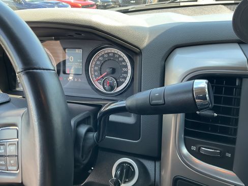 Used 2018 RAM 2500 Big Horn AWD/4WD image 24