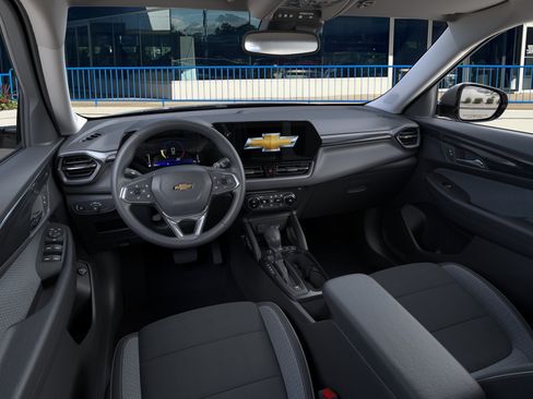 New 2026 Chevrolet TrailBlazer LT w/ Convenience Package FWD image 15