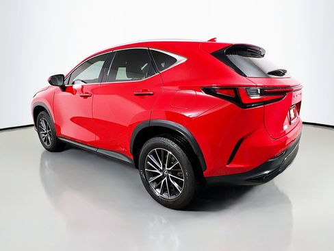 Used 2025 Lexus NX 250 FWD w/ Towing Package (2000 Lbs) image 8
